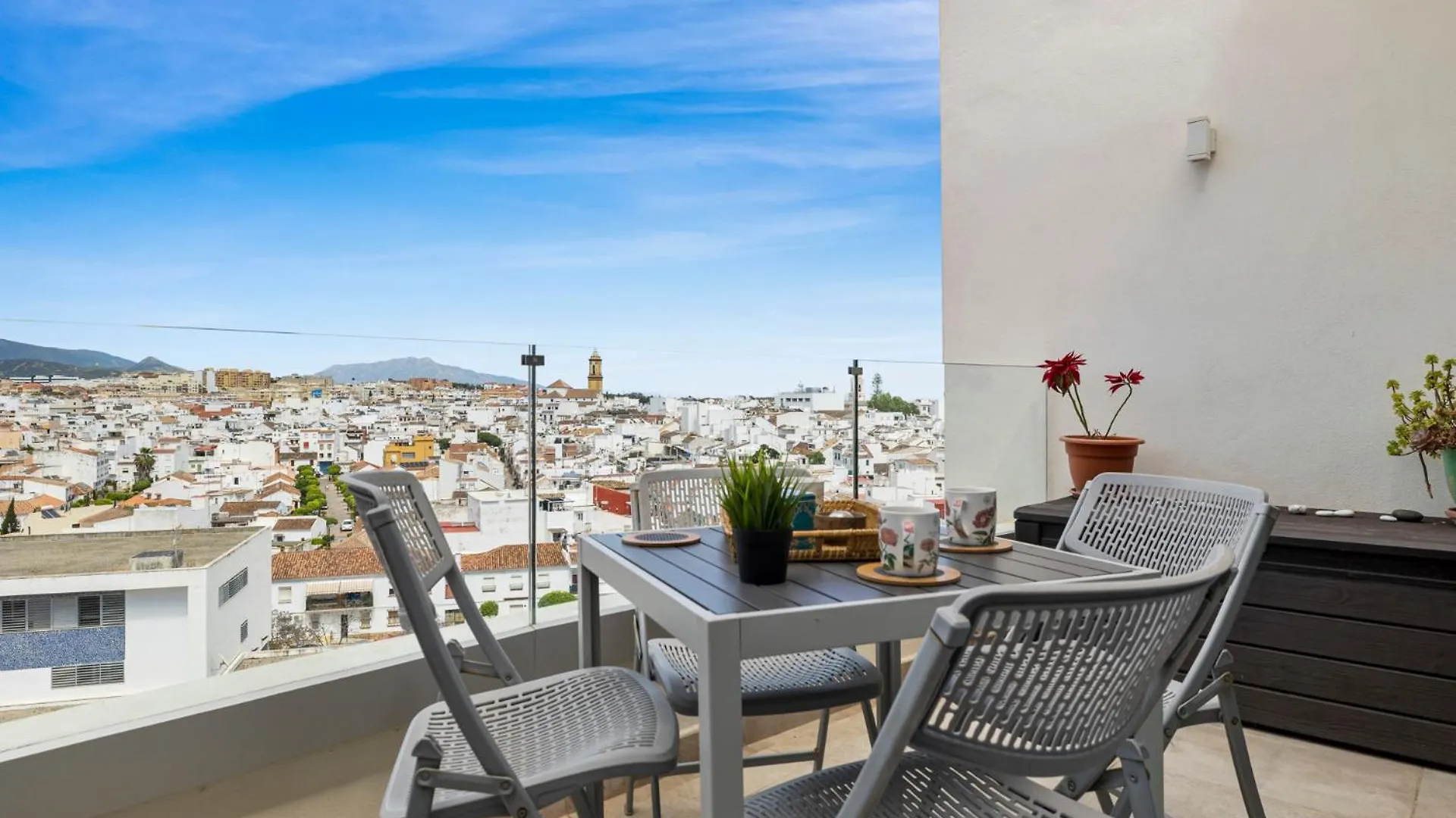 Infinity Pool Stunning Apartment In Estepona By Costarentals - Ref M44